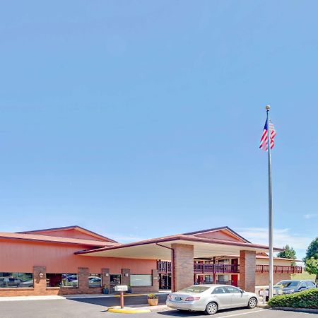 Super 8 By Wyndham Albany Motel Exterior foto